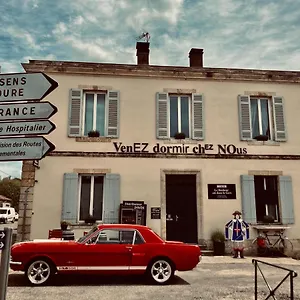 Hostel Venez Chez Nous #condom#gascogne#d'artagnan#armagnac#le Bonheur Est Dans Le Gers, Condom